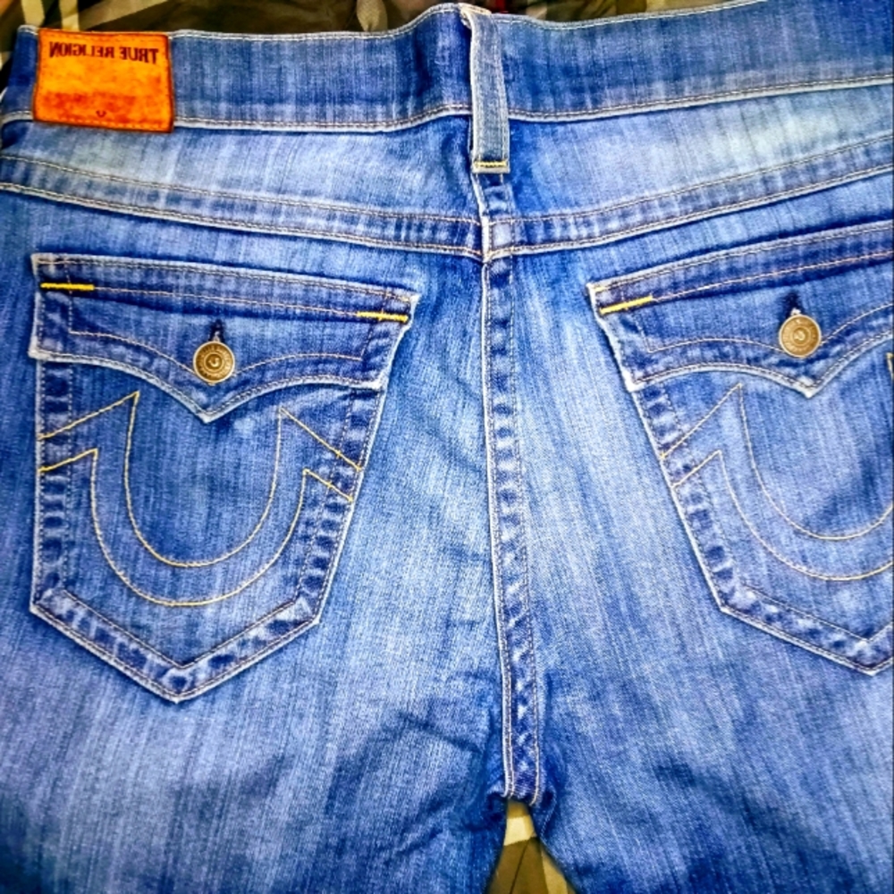 TRUE RELIGION JEANS